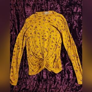 Junior long sleeve top pink rose size large mustard color with flowers